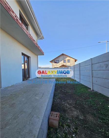 Vile Individuale de tip Duplex situate aproape de Str Dante - 5