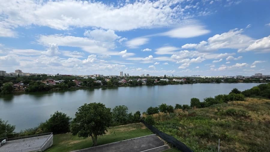 APARTAMENT CU TERASA GENEROASA SI VEDERE UNICA CATRE LAC - 14