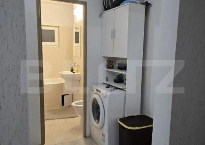 Apartament de vanzare cu 2 camere, 57 mp, zona Micro 16 - 2