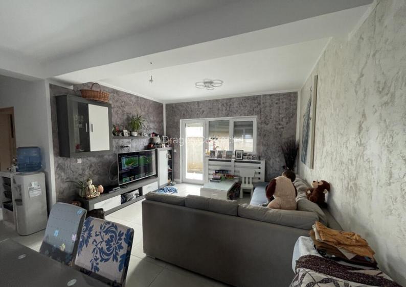 Domnesti, Ciutaci, vila tip duplex, P+1E+Pod, 4 camere, 120m Domnesti, Ciutaci, vila tip duplex, P+1E+Pod, 4 camere, 120m