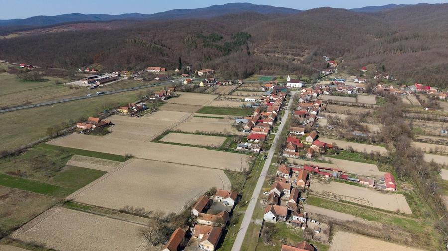 Loc de casă în Odvoș - Conop 3000mp - 27