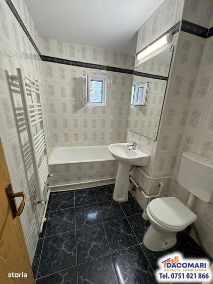 Apartament cu 3 camere decomandat în Central