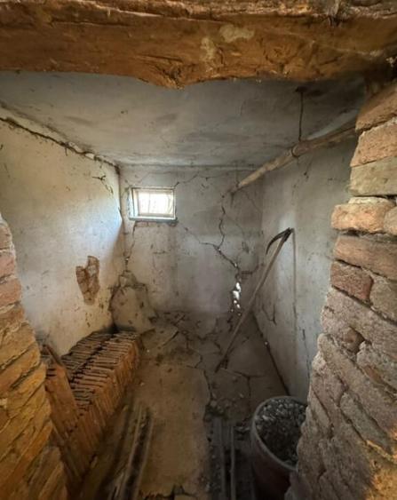 Doua case pe acela?i teren, 180 mp utili, 25 ari, ?indre? - 17