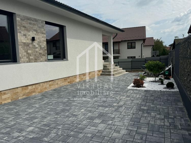 Casa individuala superba in Selimbar- 4 camere, 2 bai, garaj, terasa - 5