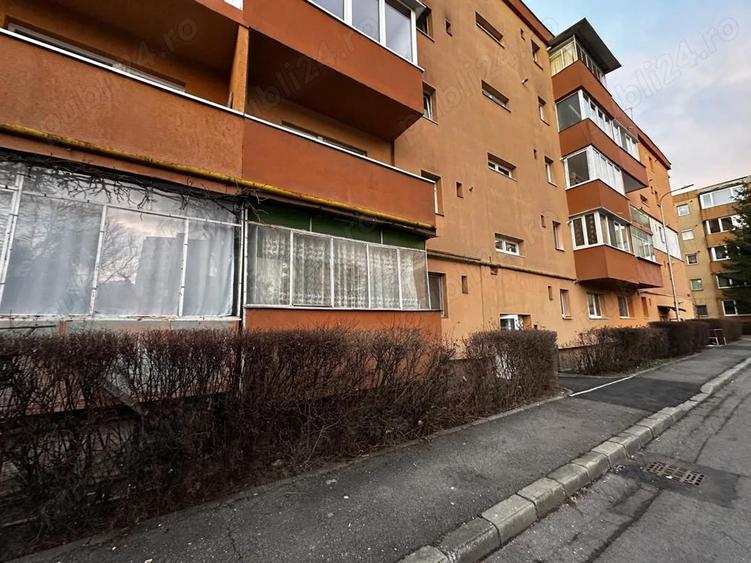 Apartament 3 camere P 4 str. Gloriei cartier Tractorul Brasov - 4