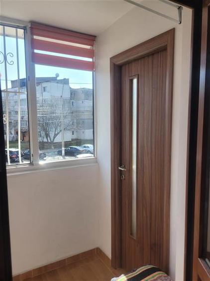 Apartament 3 camere decomandat, Zona Mioritei - 5
