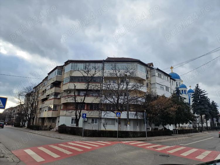 De vanzare ap.2 camere, str Lacu Rosu, Oradea - 2