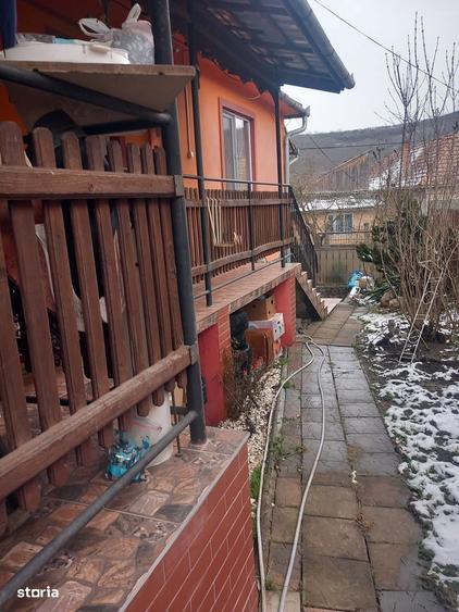 Casa cu etaj,cu garaj, mobilata, utilata, imediat ocupabila Campenita - 3