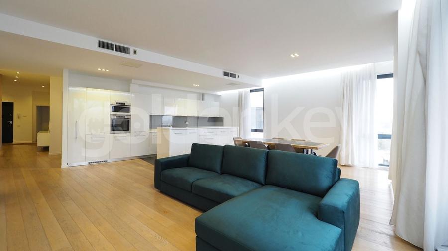 Apartament modern cu 5 camere | vedere spre lac | 2 garaje - 4