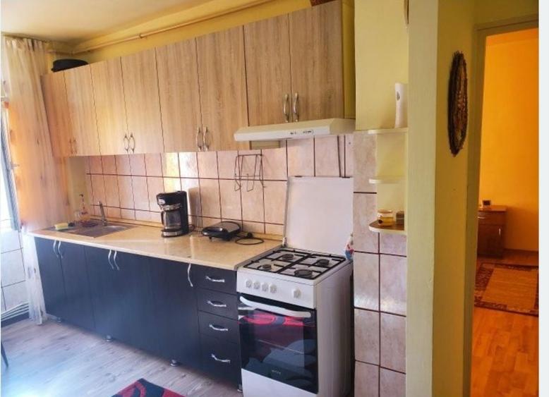 Vand apartament doua camere - 7