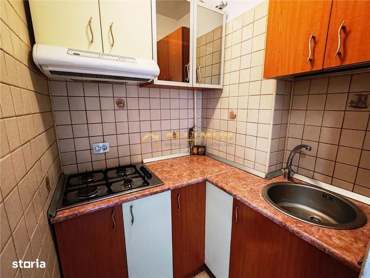 Garsoniera in Ploiesti, zona ultracentrala - 13