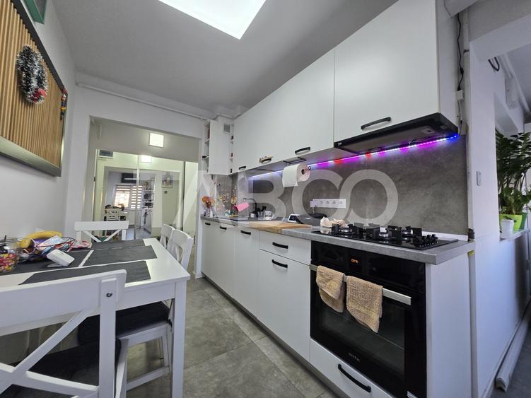 Apartament 2 camere de vanzare 51mp decomandat zona Vasile Aaron Sibiu - 6