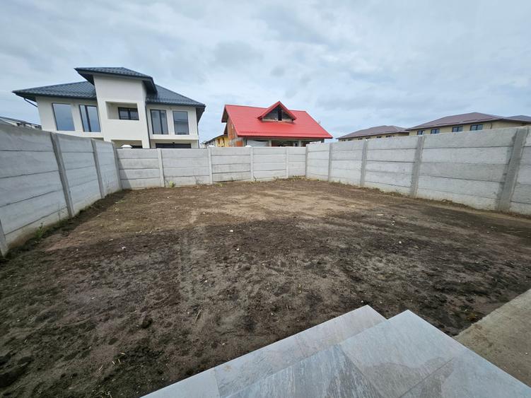 Vila in triplex, 3camer3 si mansardă 40mp cu scara si placa de beton/TVA INCLUS - 1