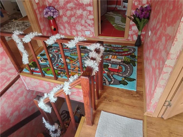 Casa tip P+M zona Smeeni - 10