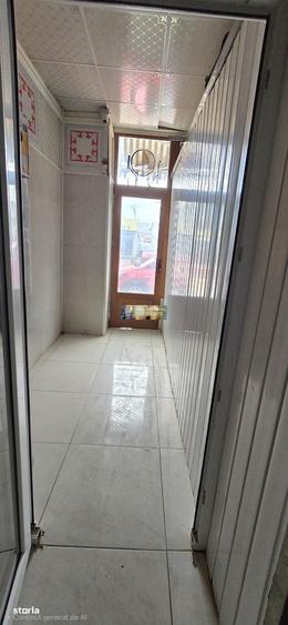 Spatiu comercial de vanzare Piata Grivitei investitie cu chirias activ - 4