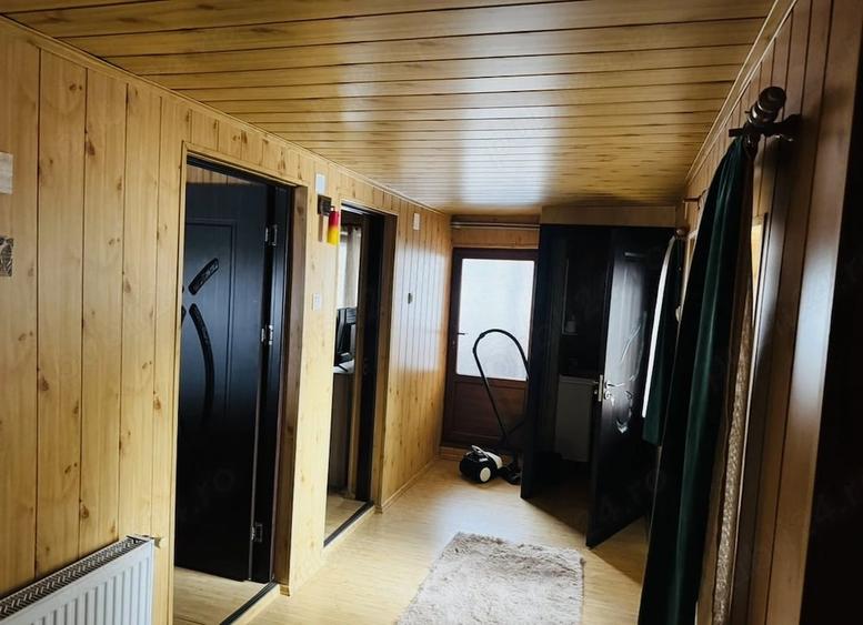 Casă cu 3 camere cu Teren 255 Mp în Trăisteni