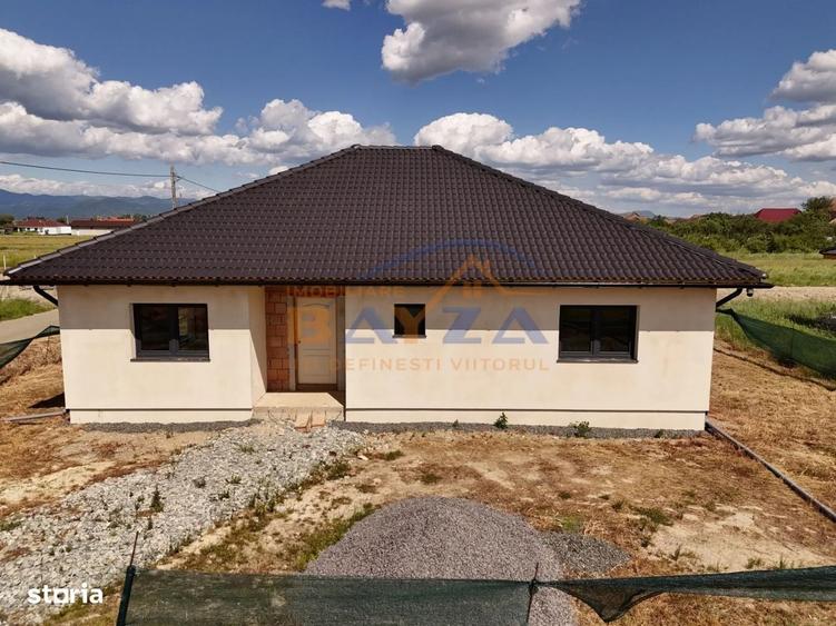Casă cu 4 camere în Mocira