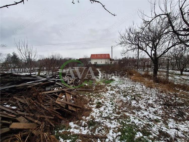 Casă cu 5 camere cu Teren 1200 Mp în Gherăiești