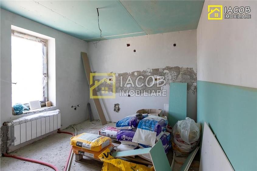 Casă individuală cu 4 camere cu Teren 1070 Mp în Itești