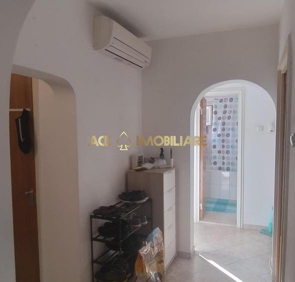 Apartament cu 3 camere decomandat, mobilat în Tineretului