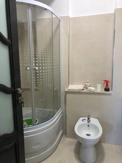 Apartament cu 2 camere decomandat în Prundu