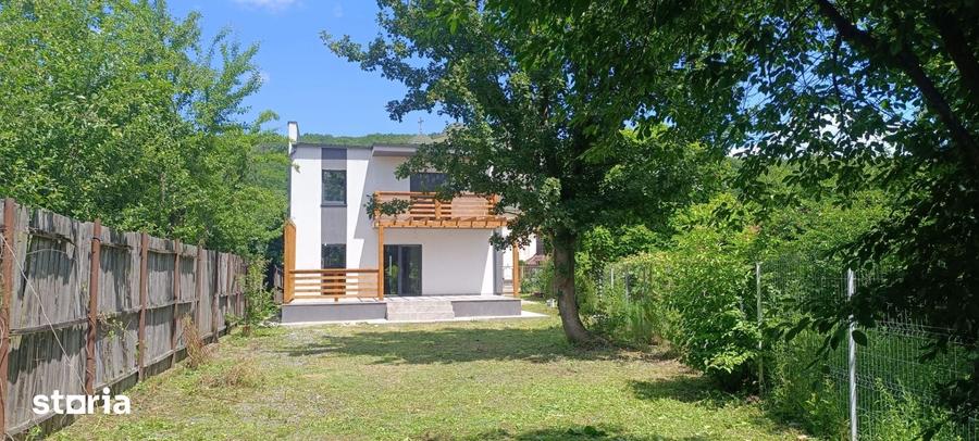 CASA IN VALEA URSULUI. - 17