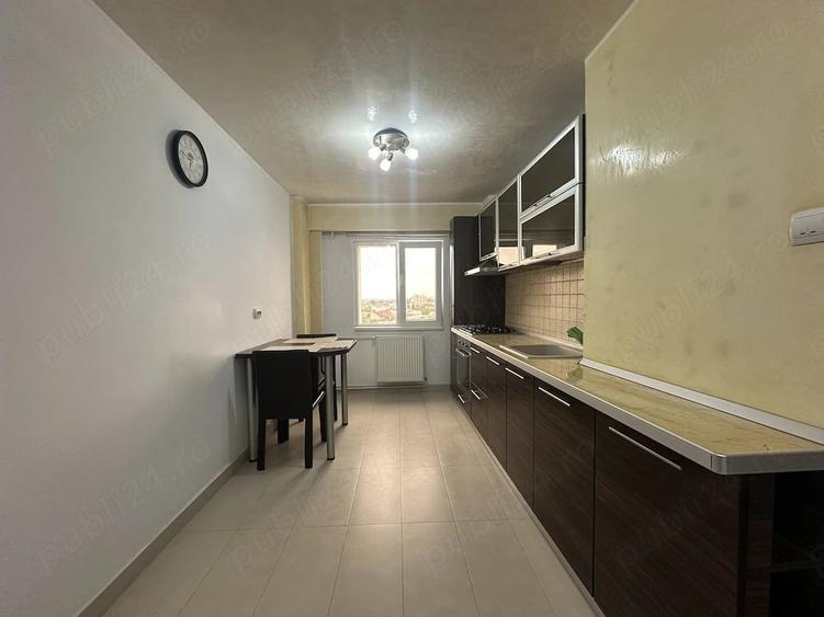 Apartament cu 2 camere decomandat în Republicii