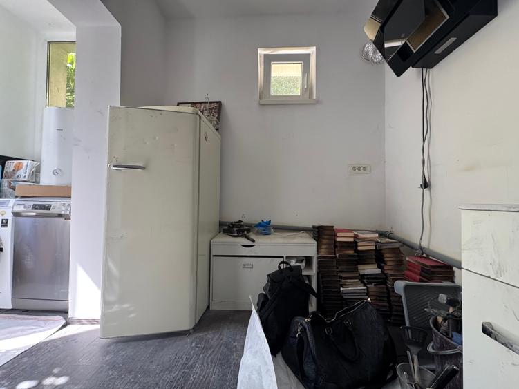 Apartament cu 2 camere decomandat în Primăverii