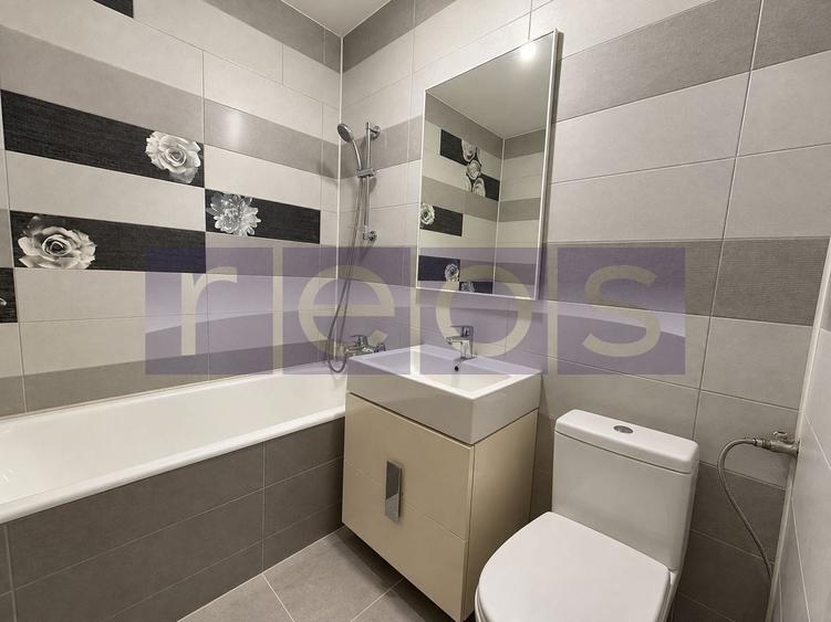 Apartament cu 4 camere decomandat în Băneasa