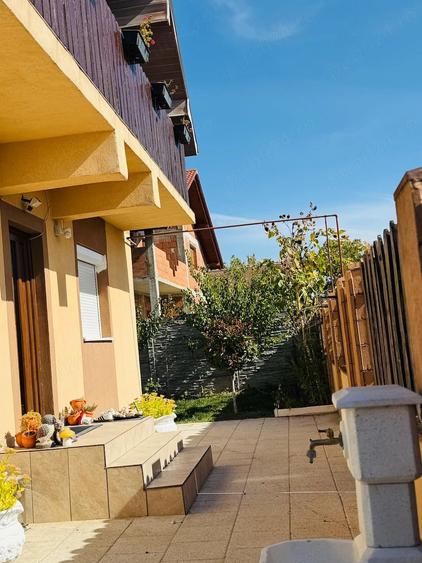 Casă cu Teren 360 Mp în Central