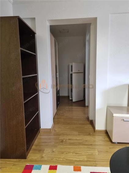 Apartament cu 2 camere semidecomandat, mobilat în Tudor Vladimirescu
