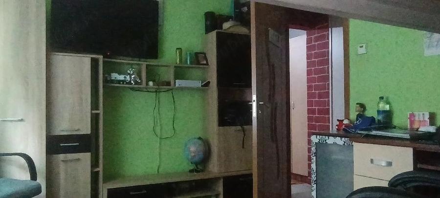 Apartament cu 2 camere semidecomandat în Micro 16