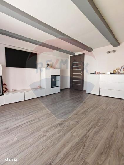 Casa / Vila de vanzare in Rasnov, Jud. Brasov - 5