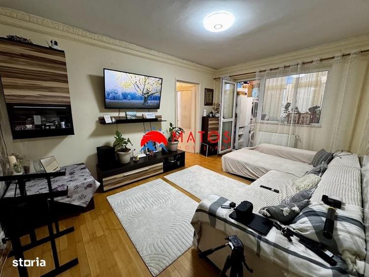 Apartament cu 3 camere decomandat în Central