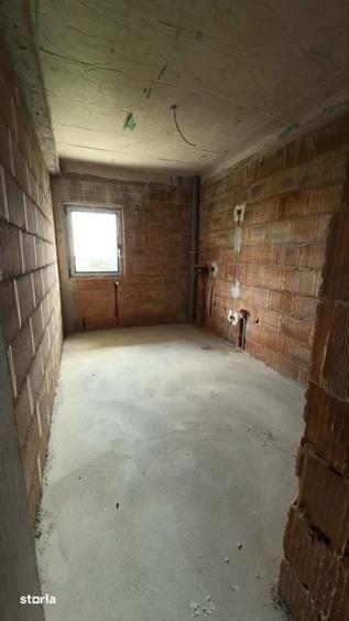 Apartament cu 2 camere în Valea Adâncă