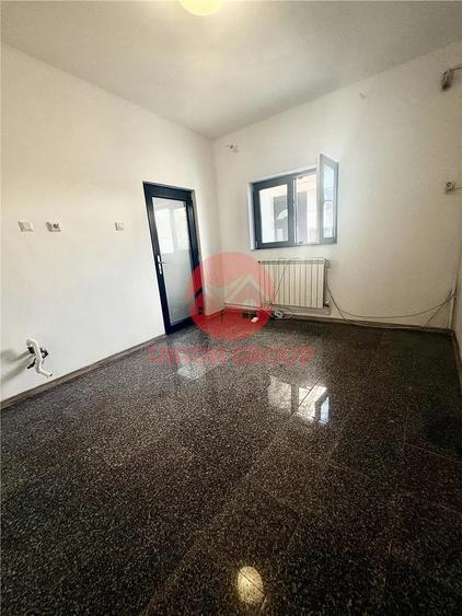Spațiu comercial, de 40 mp, în Trocadero