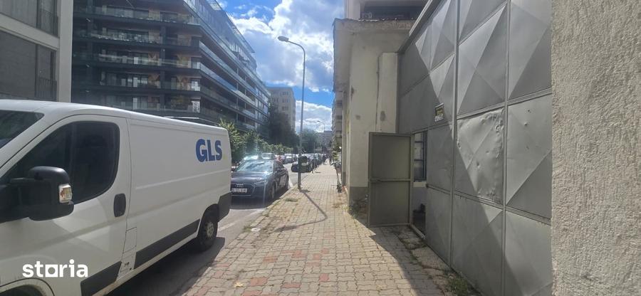 Spațiu comercial, de 1,040 mp, în Titulescu