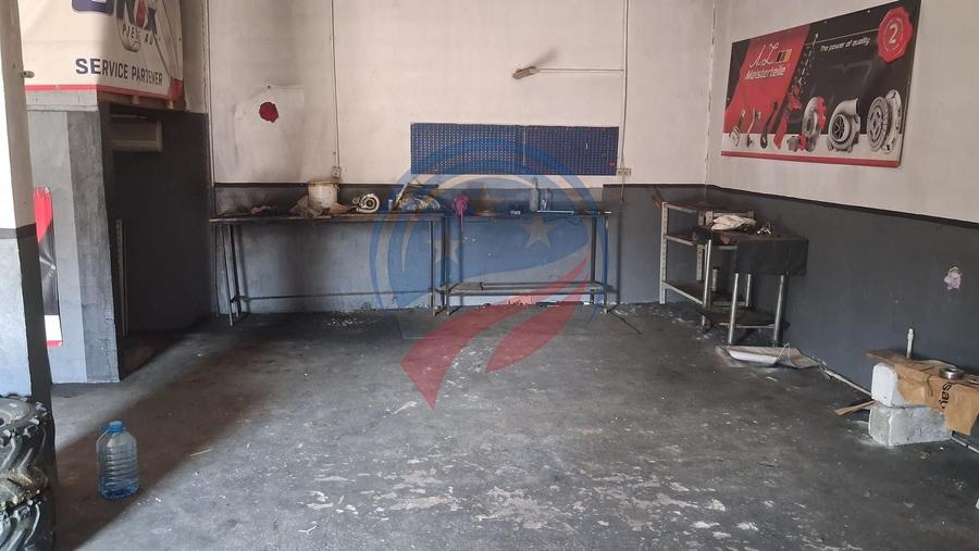 Casă individuală cu 3 camere cu Canalizare în Central