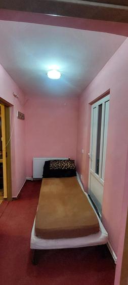 Casă cu Teren 1163 Mp în Valea Seacă
