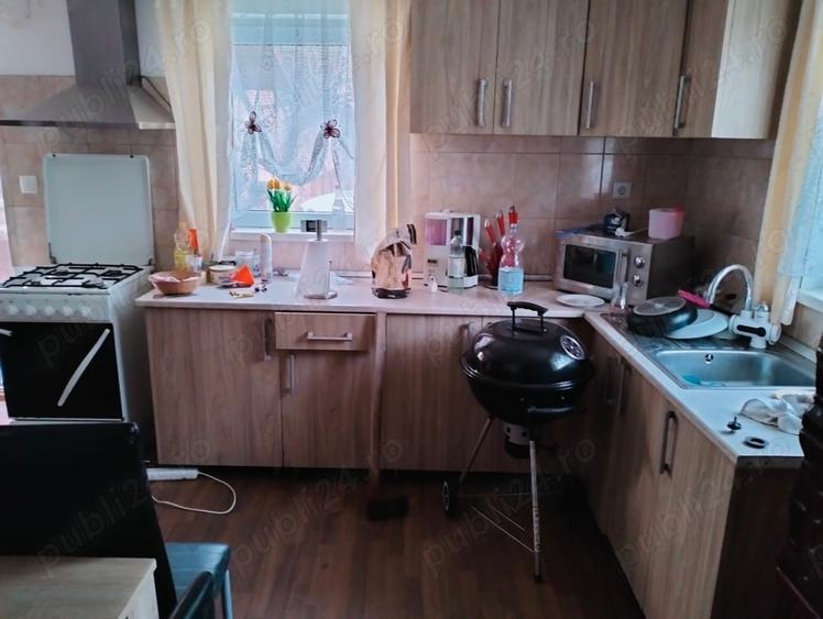 Casă cu 3 camere cu Teren 1500 Mp în Macedonia