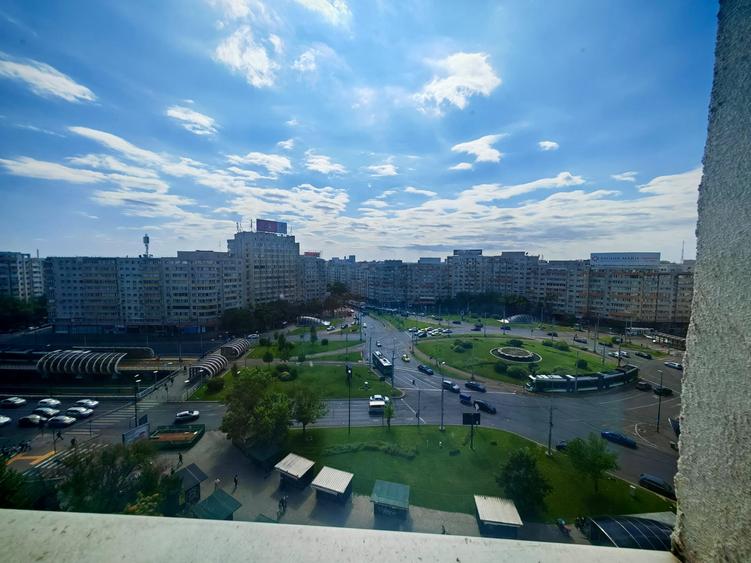 Apartament cu 4 camere decomandat, mobilat în Obor