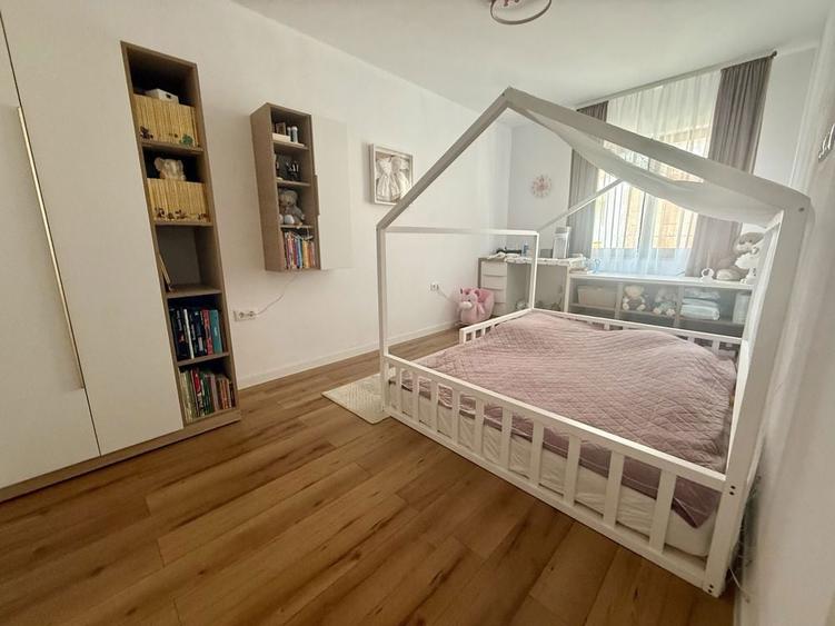 Casă cu 4 camere în Sadu