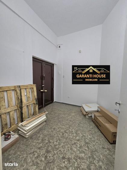 Spațiu comercial, de 97.7 mp, în Central