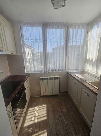 Inchiriez apartament 3 camere PB Decebal - 5