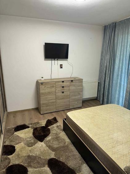 Inchiriez apartament cu o camera - 3