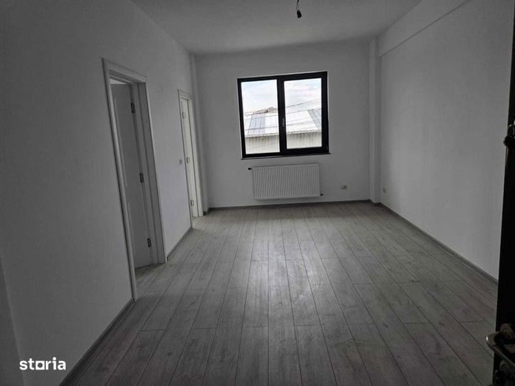 De inchiriat ! Zona cu trafic intens - 5