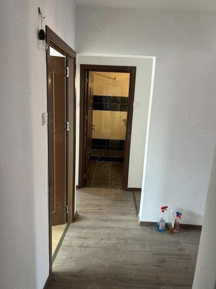 Apartament de vanzare cu 4 camere - 3