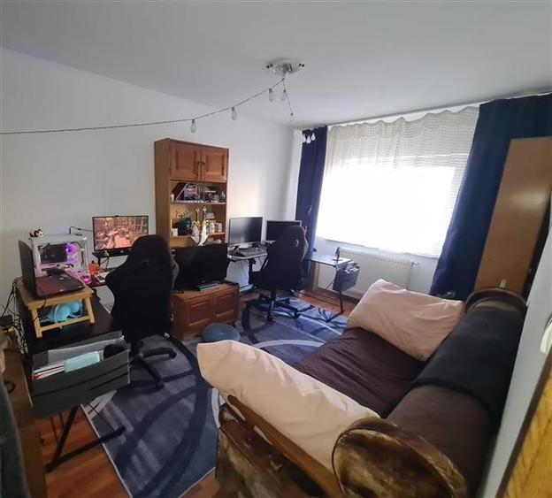 Apartament 2 camere decomandat intrare Racadau- Carpatilor - 2