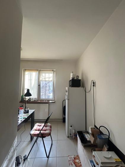 Garsoniera Dristor 33 Mp Parter Bloc 1982 Centrala Proprie 12 Min Metrou - 3