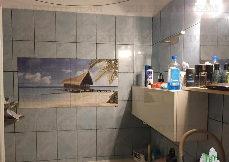 Spatiu extins central Liceul Mircea si Mare Constanta - 1